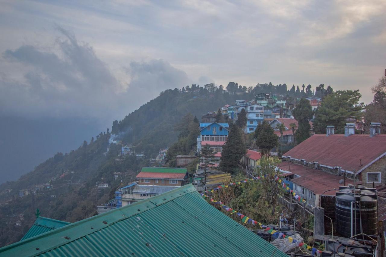 Stayapart - Potala Residency, Darjeeling Дарджилинг Экстерьер фото